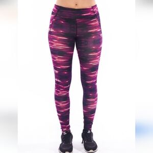 5/25$ Old Navy Pink and Black Patterned Hi-rise Leggings